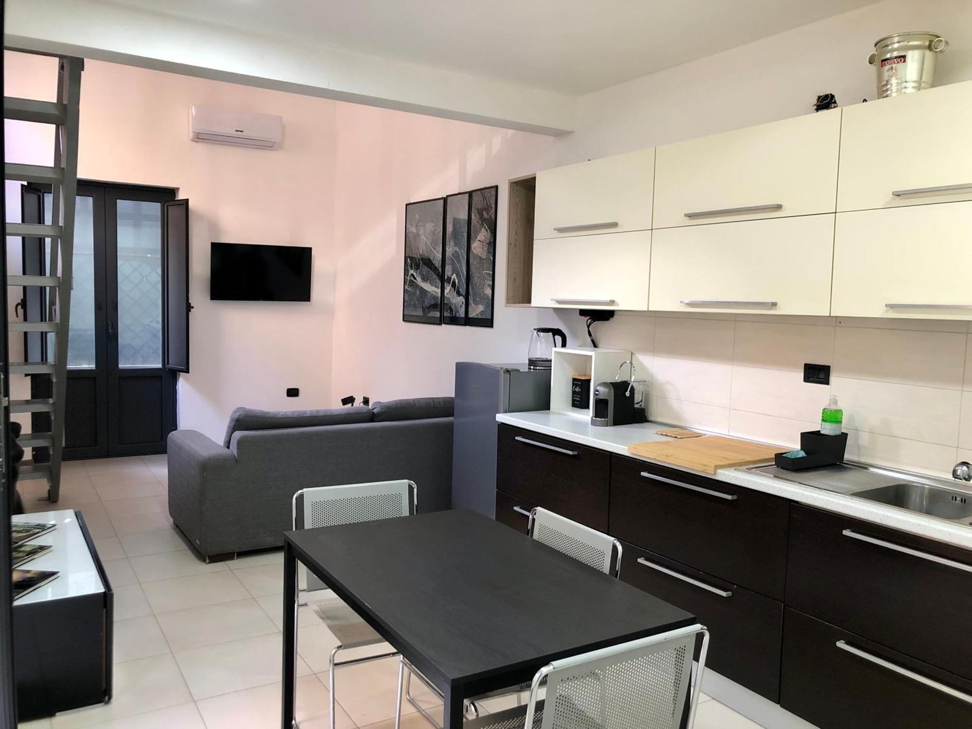 Loft Vicolo Lavico Apartment Катания Екстериор снимка
